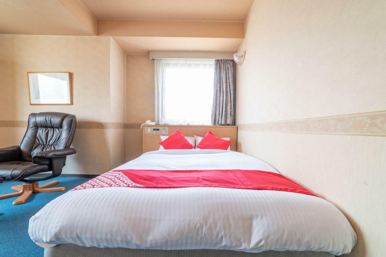Oyo Business Hotel Nishiura Yokkaichi Extérieur photo