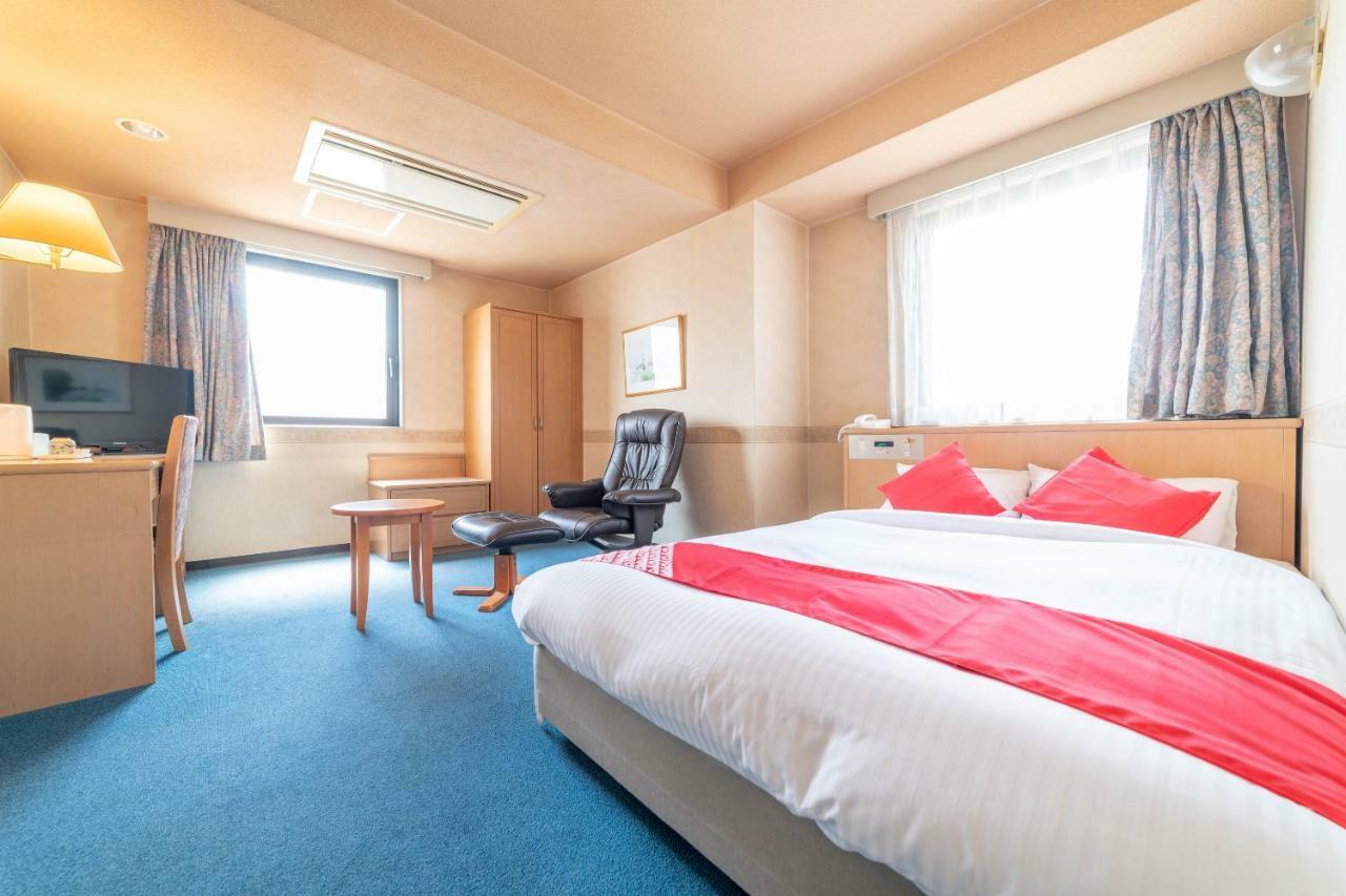 Oyo Business Hotel Nishiura Yokkaichi Extérieur photo
