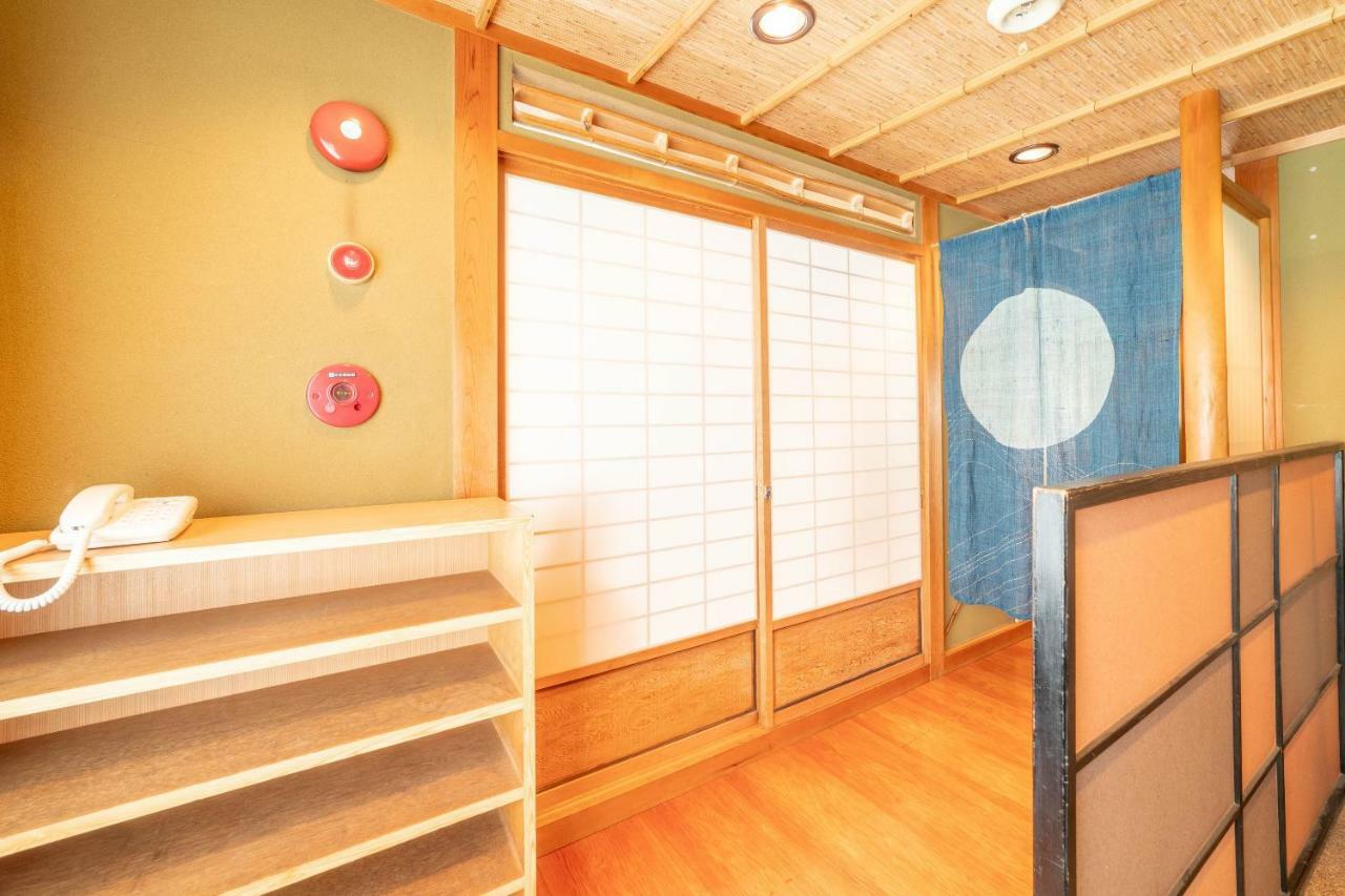 Oyo Business Hotel Nishiura Yokkaichi Extérieur photo